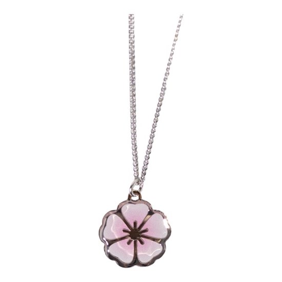 close_up_cherry_blossom_pendant